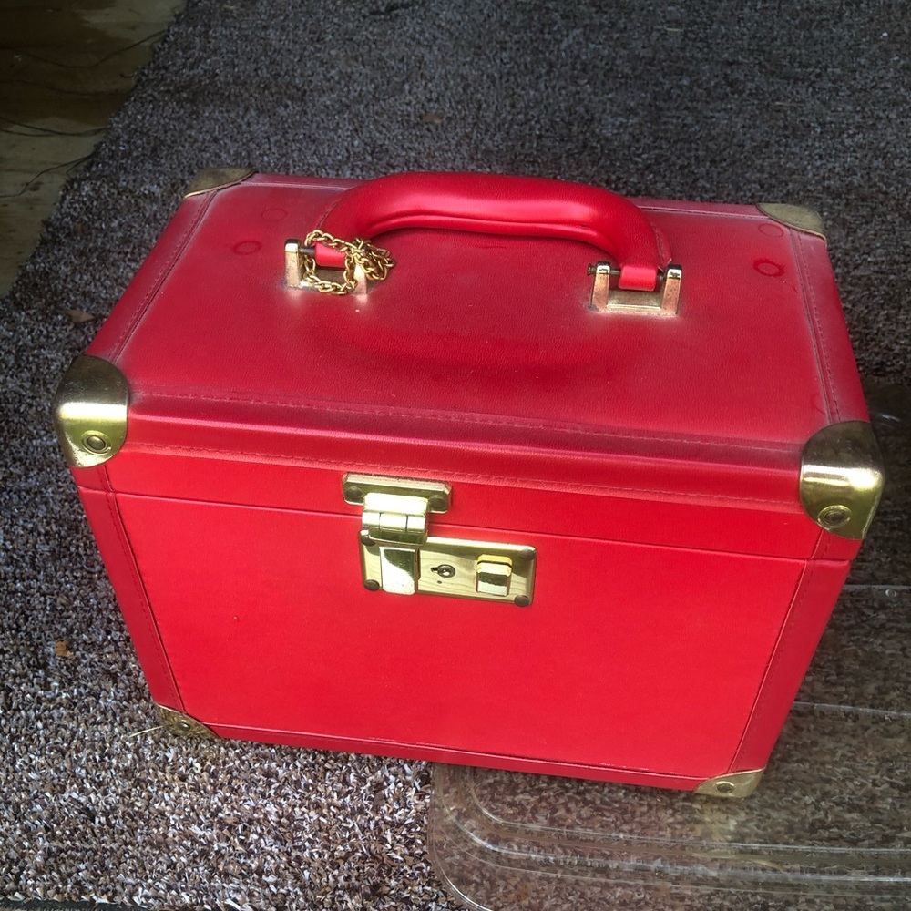 Elizabeth Arden Train Case